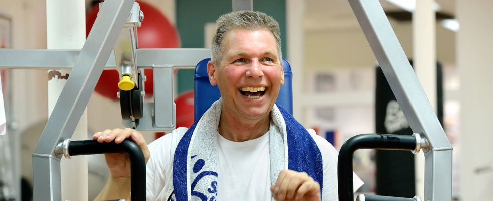 cliënt in fitnesszaal